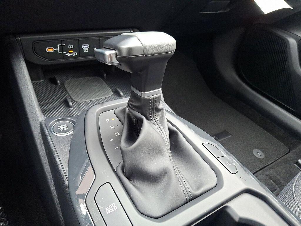 new 2025 Kia K4 car, priced at $24,076