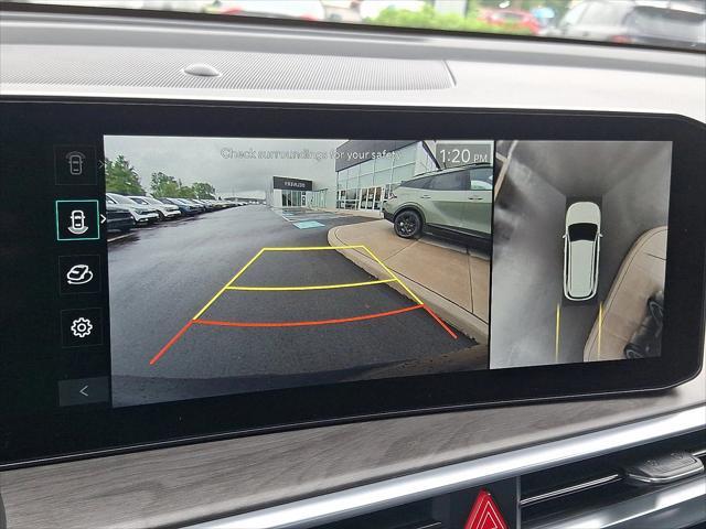 new 2025 Kia Sorento car, priced at $43,847