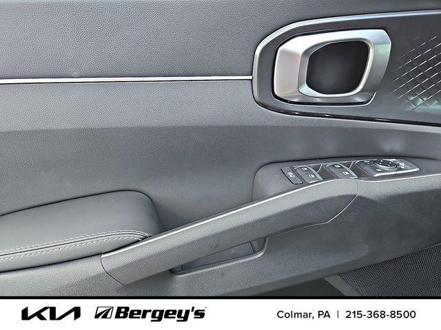 new 2025 Kia Sorento car, priced at $42,099