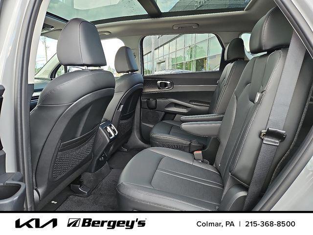 new 2025 Kia Sorento car, priced at $42,099