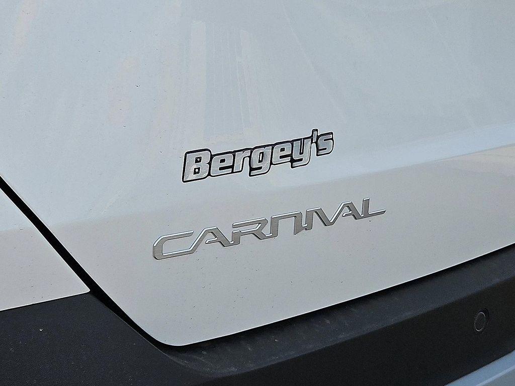 new 2026 Kia Carnival car, priced at $38,250