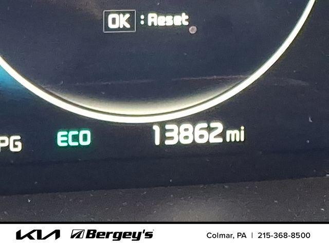 used 2023 Kia Sorento Hybrid car, priced at $34,901