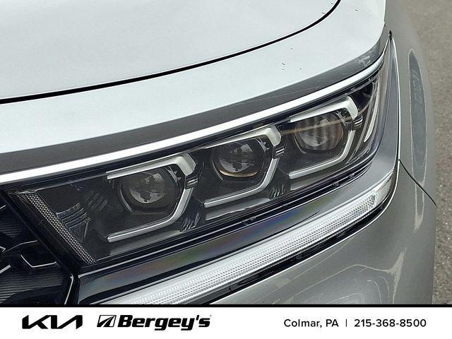 used 2023 Kia Sorento Hybrid car, priced at $34,901
