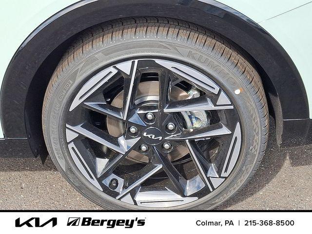 new 2025 Kia K4 car, priced at $27,673