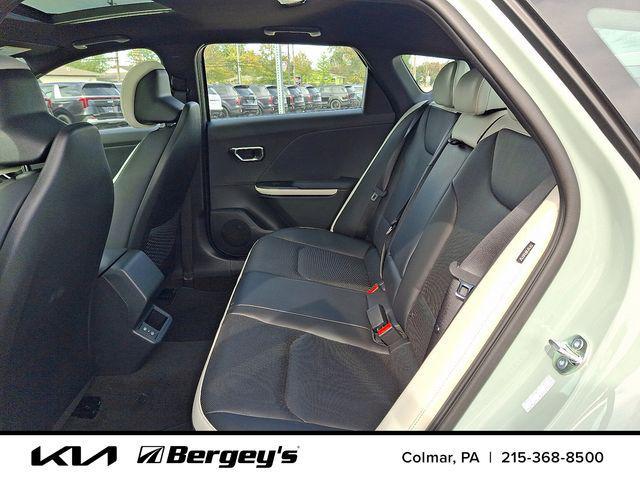 new 2025 Kia K4 car, priced at $27,673