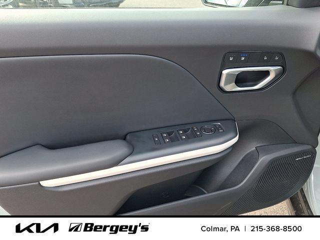 new 2025 Kia K4 car, priced at $27,673