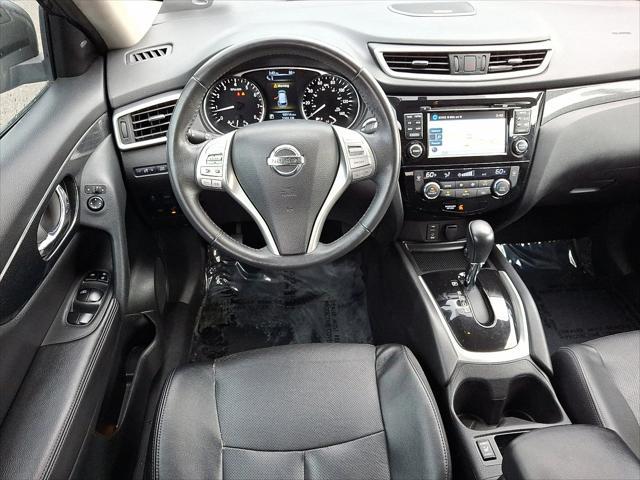 used 2015 Nissan Rogue car, priced at $10,999