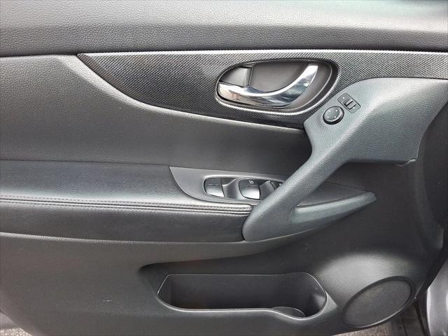 used 2015 Nissan Rogue car, priced at $10,999