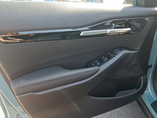new 2025 Kia Seltos car, priced at $27,325