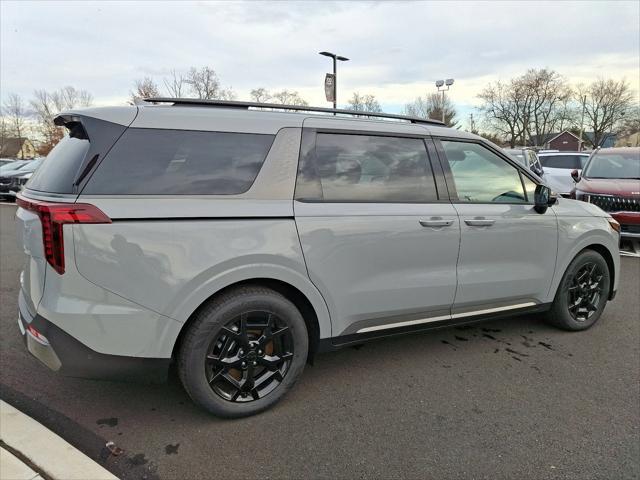 new 2025 Kia Carnival car, priced at $52,755