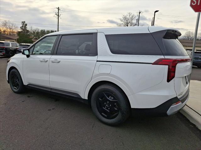 new 2025 Kia Carnival car, priced at $40,655