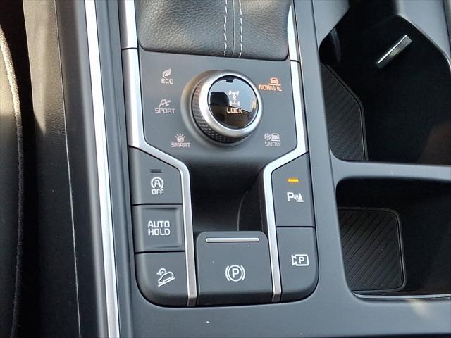 new 2025 Kia Sorento car, priced at $40,143