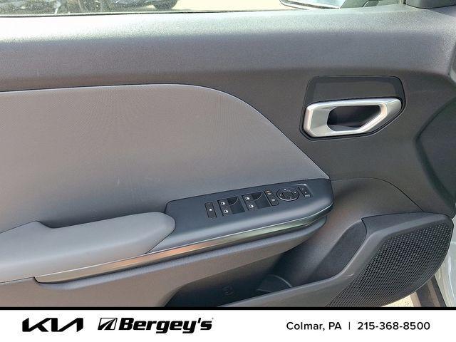 new 2025 Kia K4 car, priced at $23,882