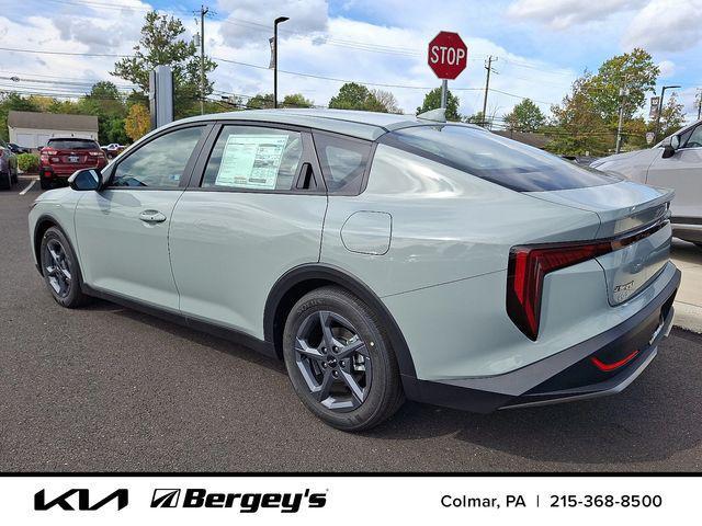 new 2025 Kia K4 car, priced at $23,882