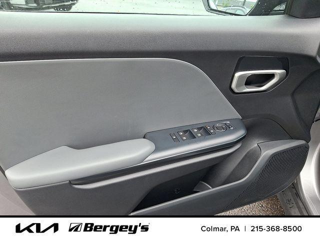 new 2025 Kia K4 car, priced at $23,882