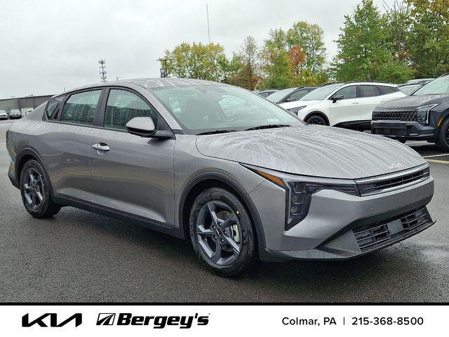 new 2025 Kia K4 car, priced at $23,882