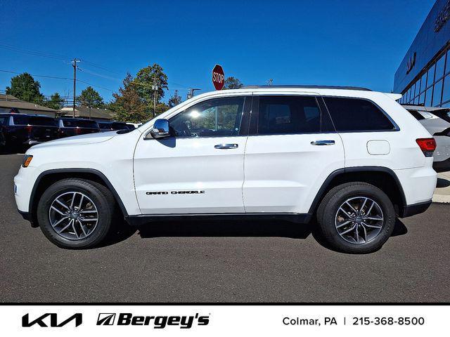 used 2017 Jeep Grand Cherokee car, priced at $13,462