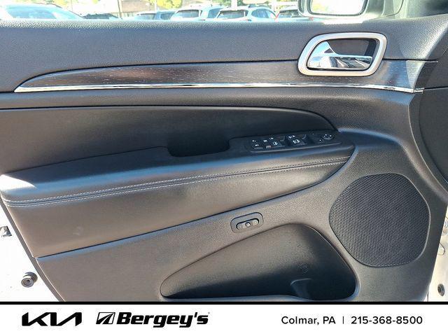 used 2017 Jeep Grand Cherokee car, priced at $13,462