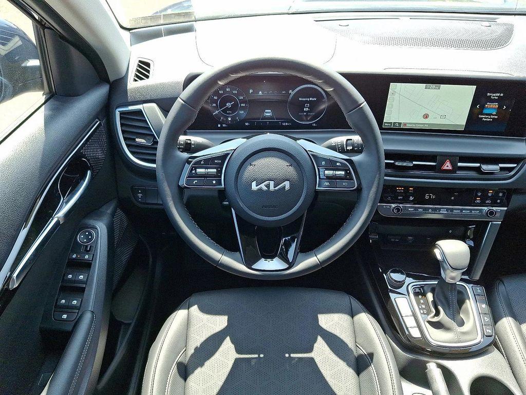 new 2026 Kia Seltos car, priced at $29,831
