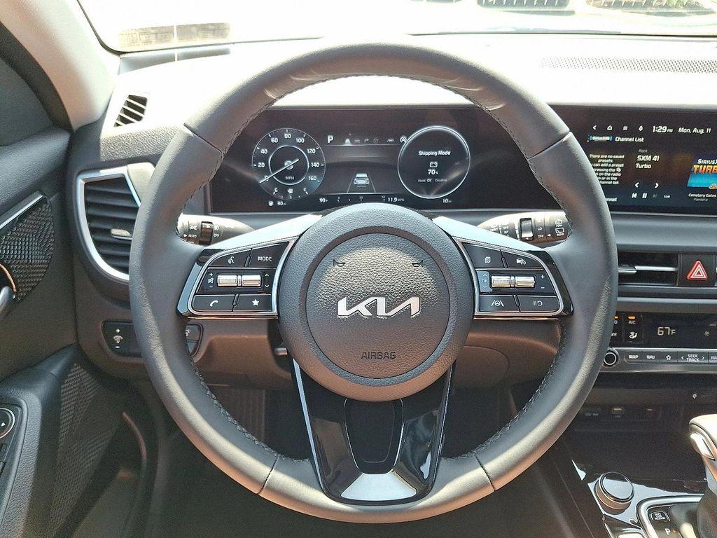 new 2026 Kia Seltos car, priced at $29,831