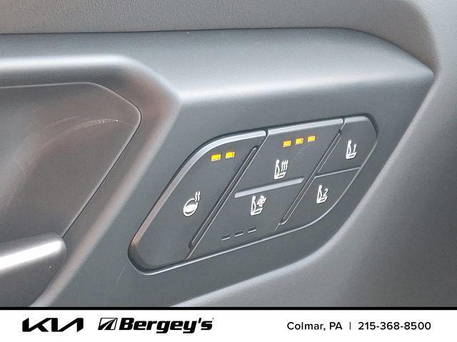 new 2026 Kia EV9 car, priced at $66,520