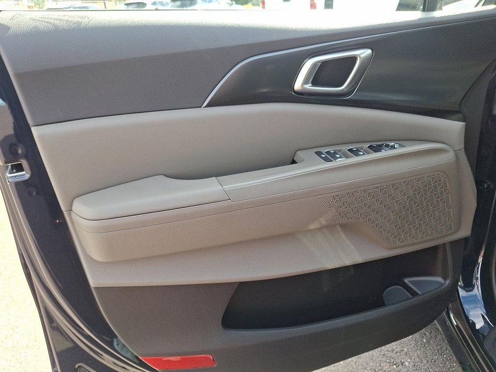 new 2026 Kia Carnival car, priced at $37,755