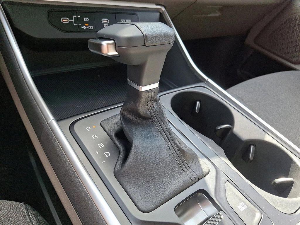 new 2026 Kia Carnival car, priced at $37,755