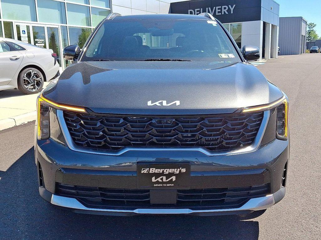 used 2025 Kia Sorento Plug-In Hybrid car, priced at $43,359
