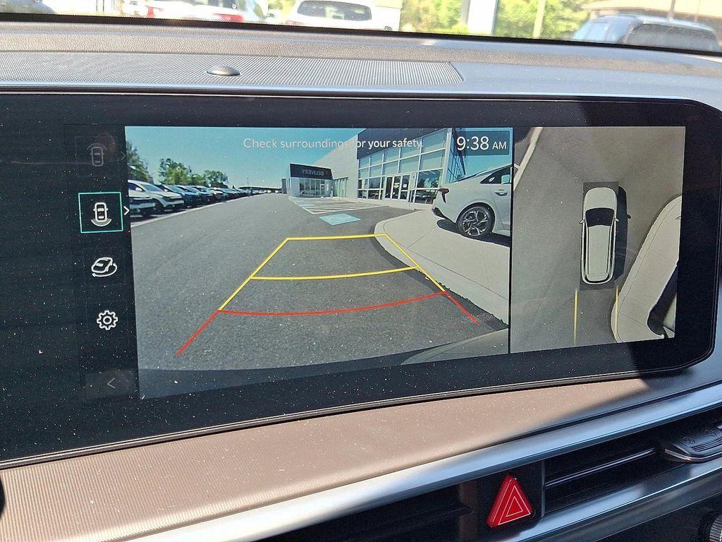used 2025 Kia Sorento Plug-In Hybrid car, priced at $43,359