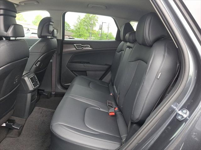 new 2025 Kia Sportage Hybrid car, priced at $33,805