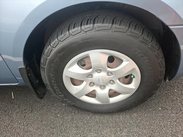 used 2008 Kia Sedona car, priced at $7,995