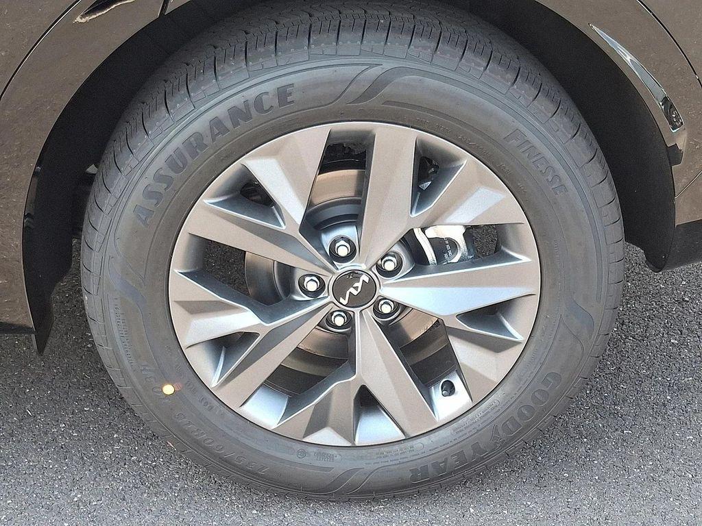 new 2025 Kia Sportage Hybrid car, priced at $38,112