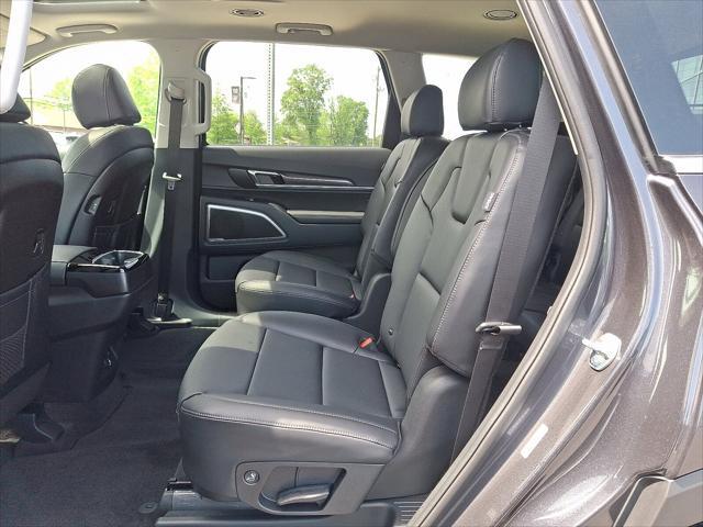 new 2025 Kia Telluride car, priced at $43,030
