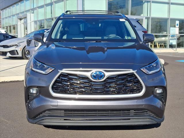 used 2021 Toyota Highlander Hybrid car, priced at $36,959