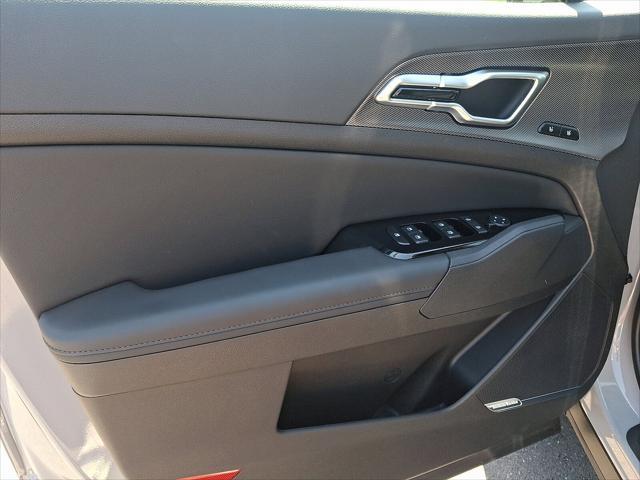 new 2025 Kia Sportage car, priced at $39,330