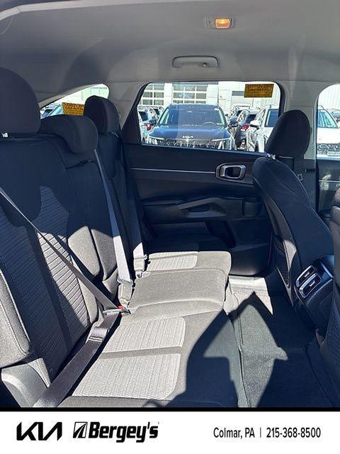used 2022 Kia Sorento car, priced at $25,995
