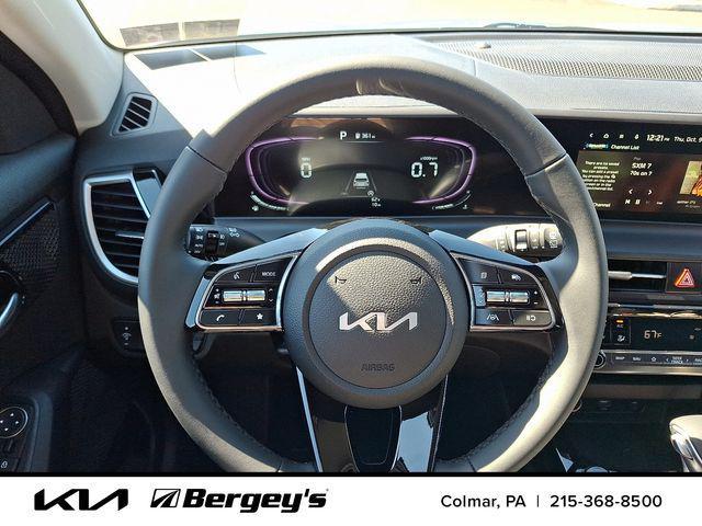 new 2026 Kia Seltos car, priced at $28,335