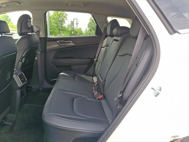 used 2023 Kia Sportage Hybrid car, priced at $28,261