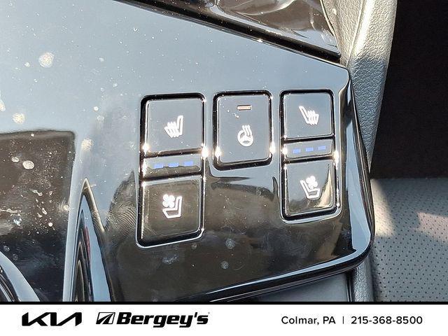 new 2025 Kia Sportage Hybrid car, priced at $37,733