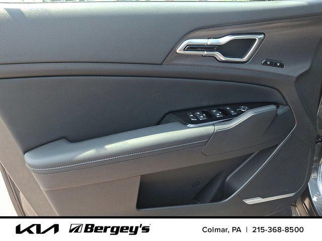 new 2025 Kia Sportage Hybrid car, priced at $37,733