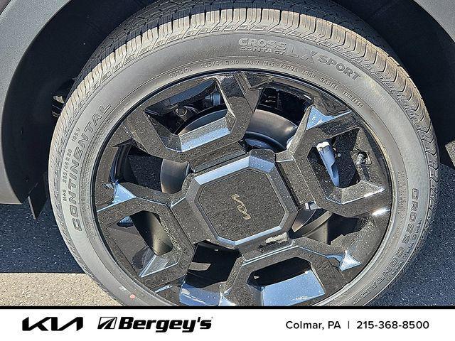 new 2026 Kia Sorento car, priced at $44,035