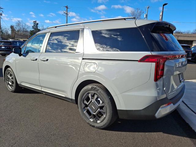 new 2025 Kia Carnival Hybrid car, priced at $44,855