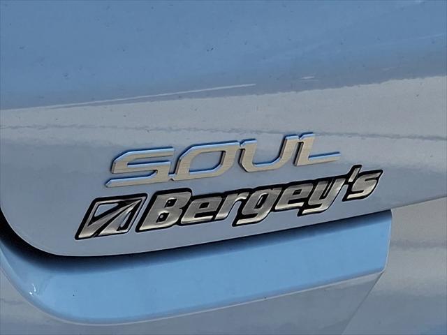 new 2025 Kia Soul car, priced at $22,105