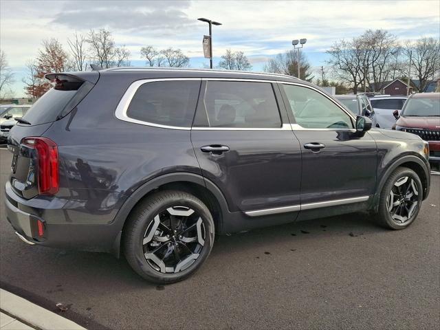 new 2025 Kia Telluride car, priced at $42,835