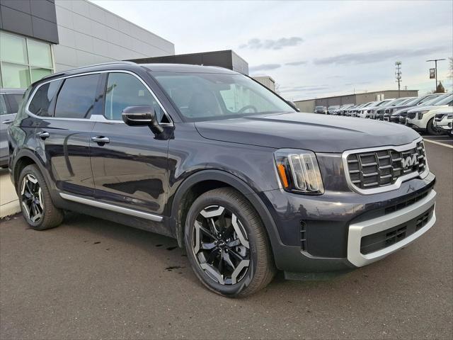 new 2025 Kia Telluride car, priced at $42,835