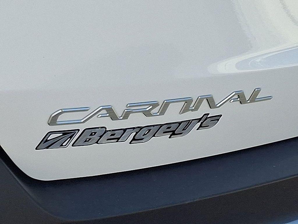 new 2026 Kia Carnival car, priced at $38,250