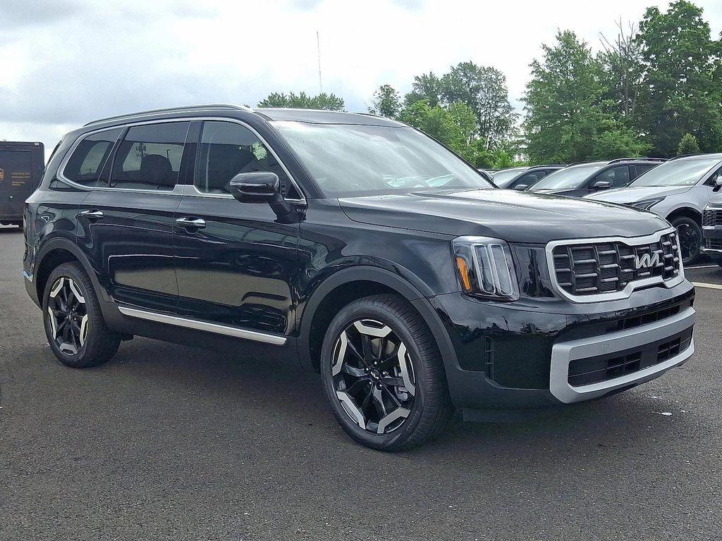 new 2025 Kia Telluride car, priced at $42,121