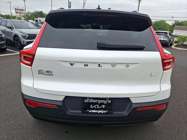 used 2022 Volvo XC40 Recharge Pure Electric car, priced at $28,959