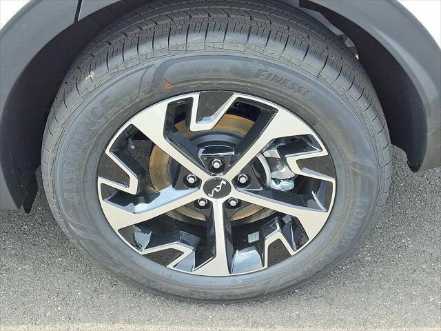 new 2025 Kia Sportage Hybrid car, priced at $35,305