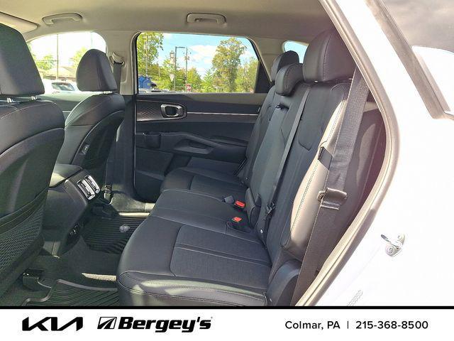 new 2026 Kia Sorento car, priced at $41,995
